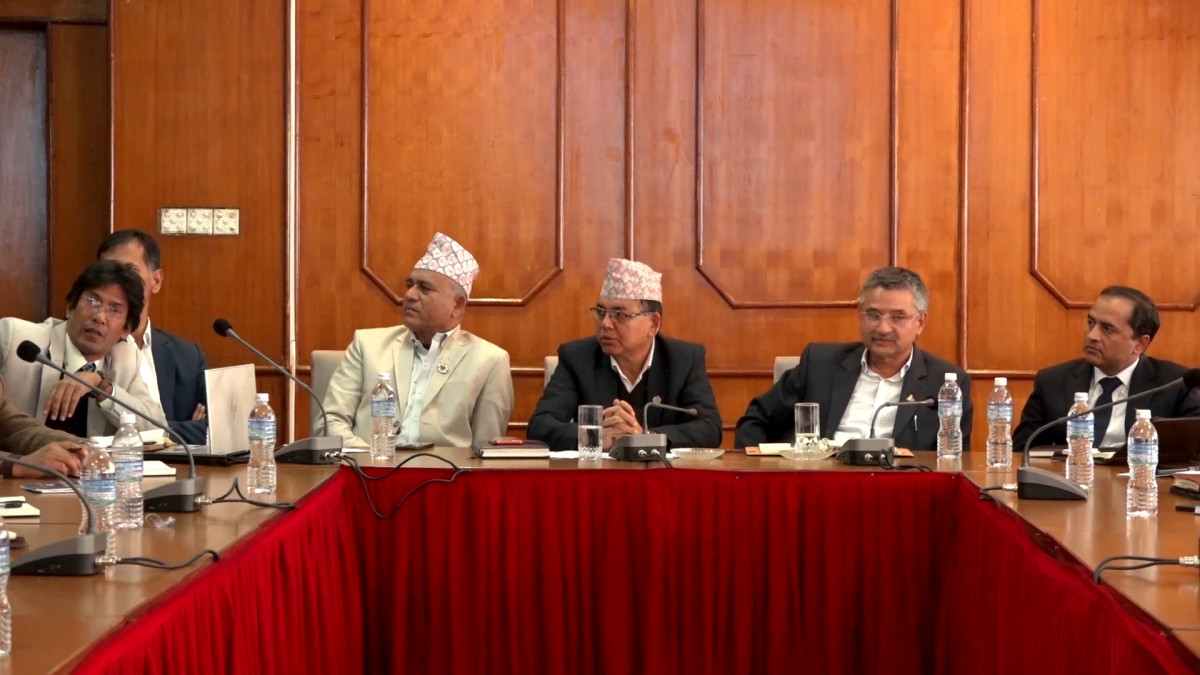 वैकल्पिक राजमार्ग निर्माण गर्न आवश्यक:भौतिक मन्त्री दाहाल