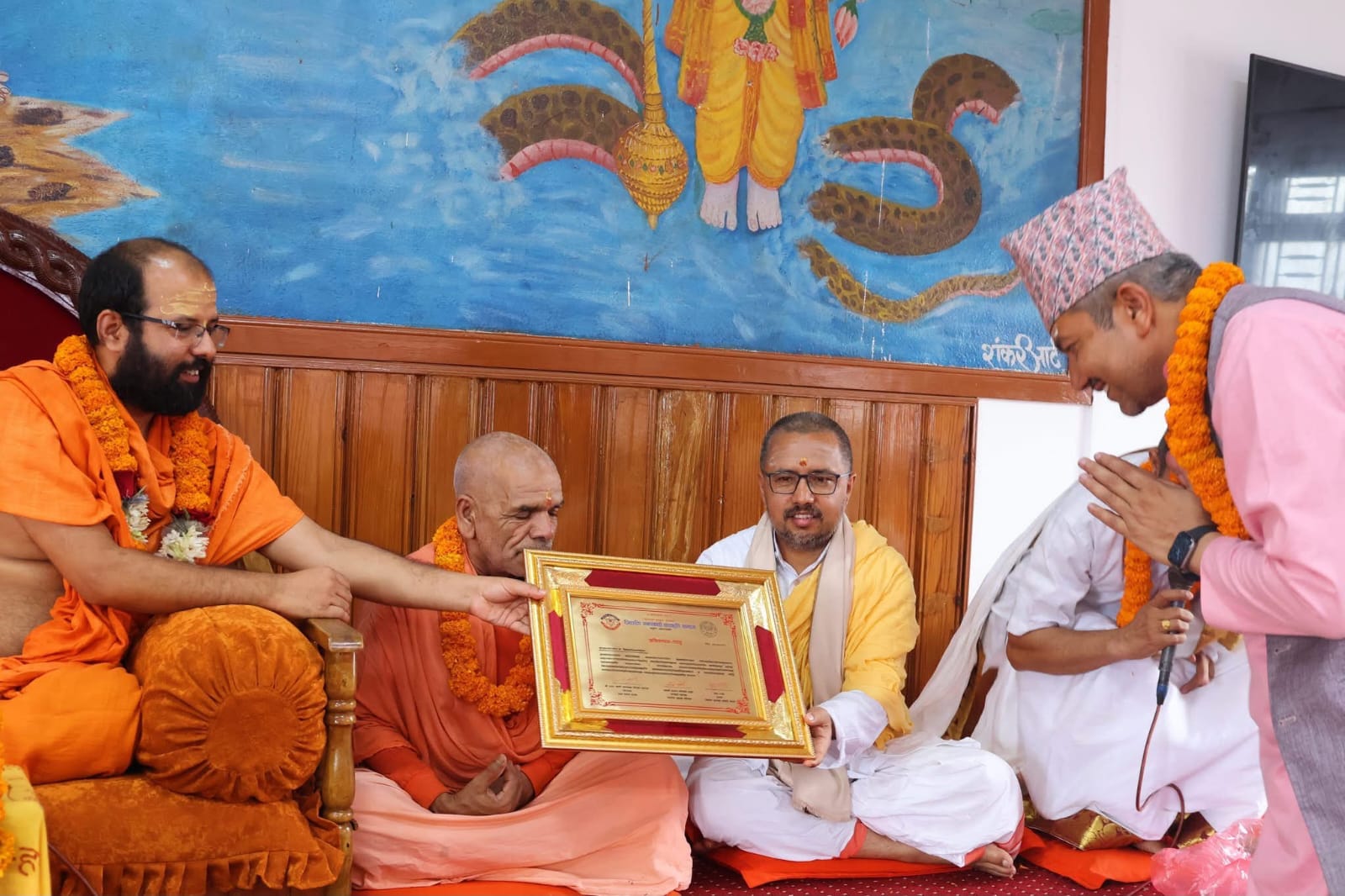 घरघरमा गुरुकुलीय संस्कारको अभियान : पाशुपत क्षेत्रमा गुञ्जियो ‘सौन्दर्यलहरी’ र ‘गोपीगीत’