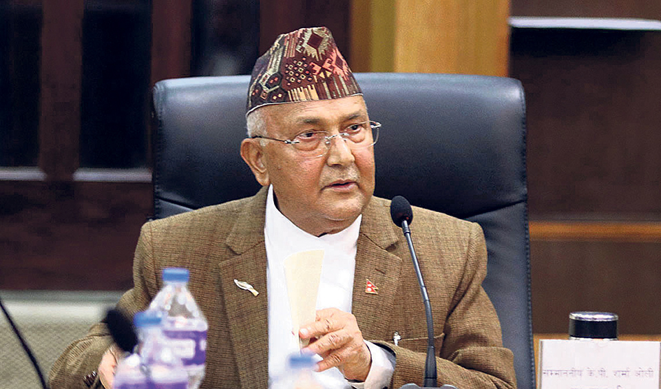 हेलम्बु पुगे प्रधानमन्त्री ओली, मेलम्ची सुरुङको हवाई निरीक्षण गर्ने