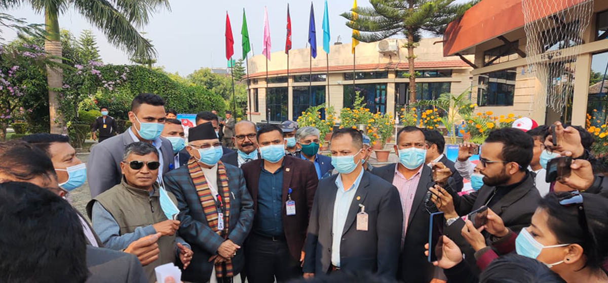 एमाले महाधिवेशनः यस्तो देखियो बन्दसत्र (फाेटाेफिचर)