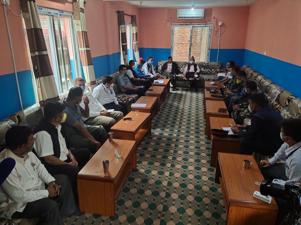 कोरोना संक्रमित भेटिएपछि धादिङको कटुवाल पौवा गाउँ नै सिल