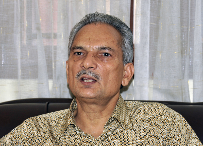 छिमेकीबाट व्यवसायिक फाइदा लिएर मात्र मुलुक समृद्ध बनाउन सकिन्छ : भट्टराई
