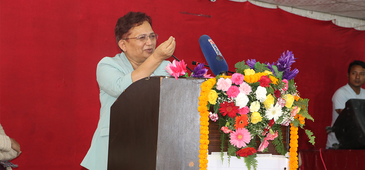 एक वर्षभित्र भान्साबाट एलपी ग्यास विस्थापित गरौँ: ऊर्जामन्त्री भुसाल