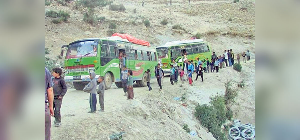 खेती लगाउन कालापहाडबाट फर्कंदै जुम्ली