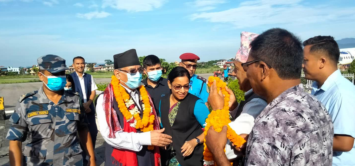चुनाव केन्द्रित कार्यक्रमसहित प्रचण्ड चितवनमा
