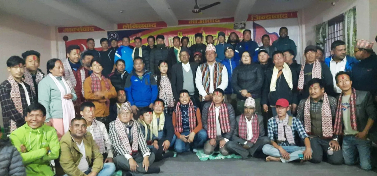 एमाले र जसपाका ४ दर्जन नेता कार्यकर्ता माओबादी प्रवेश