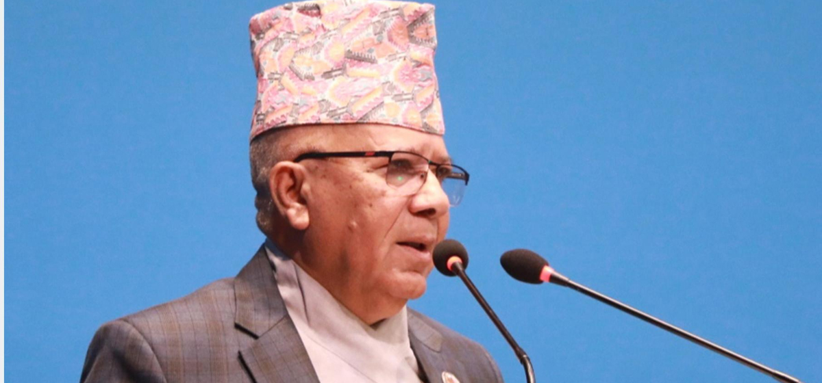 गफाडी संस्कारलाई बोकेर अगाडी नबढ्न प्रधानमन्त्री दाहाललाई नेपालको सुझाव