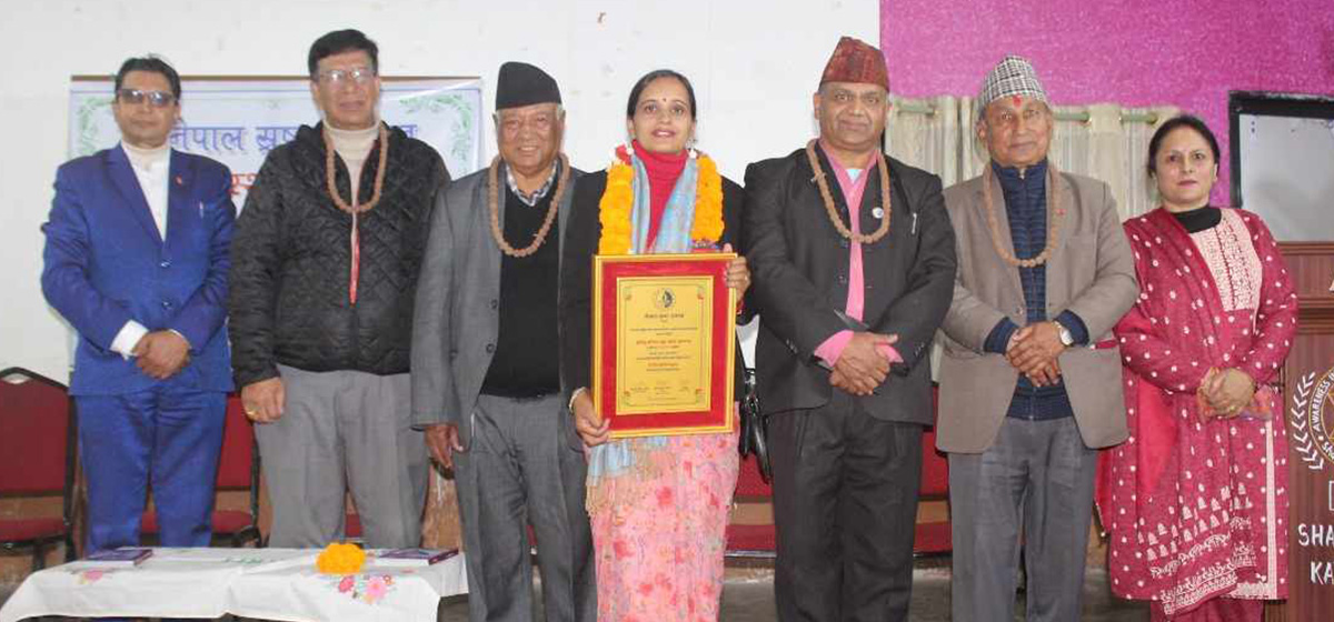 नेपाल स्रष्टा समाजले प्रदान गर्‍याे प्रसिद्ध कँडेल सष्टा सम्मान